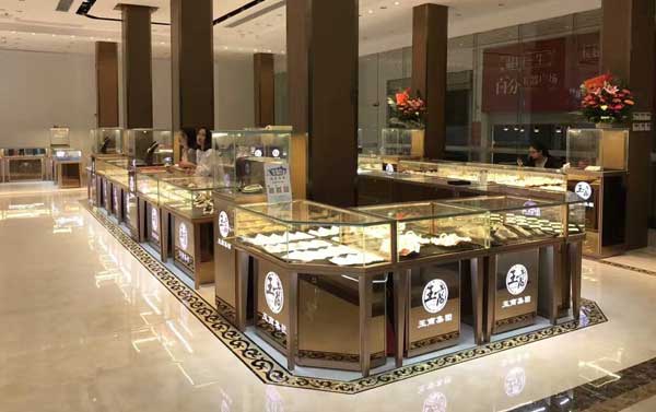 金銀首飾展柜設計這樣做，提升珠寶店檔次!