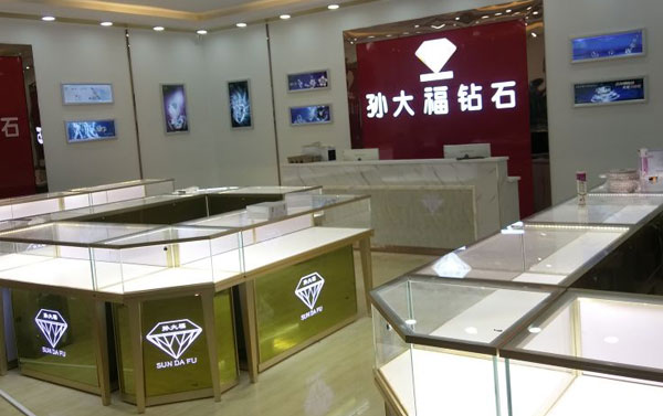 珠寶展柜供應(yīng)商選擇哪一家？